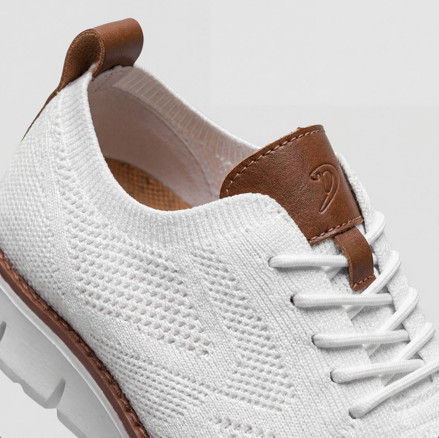 Urban Shoes - Ultimate Comfort and Style 