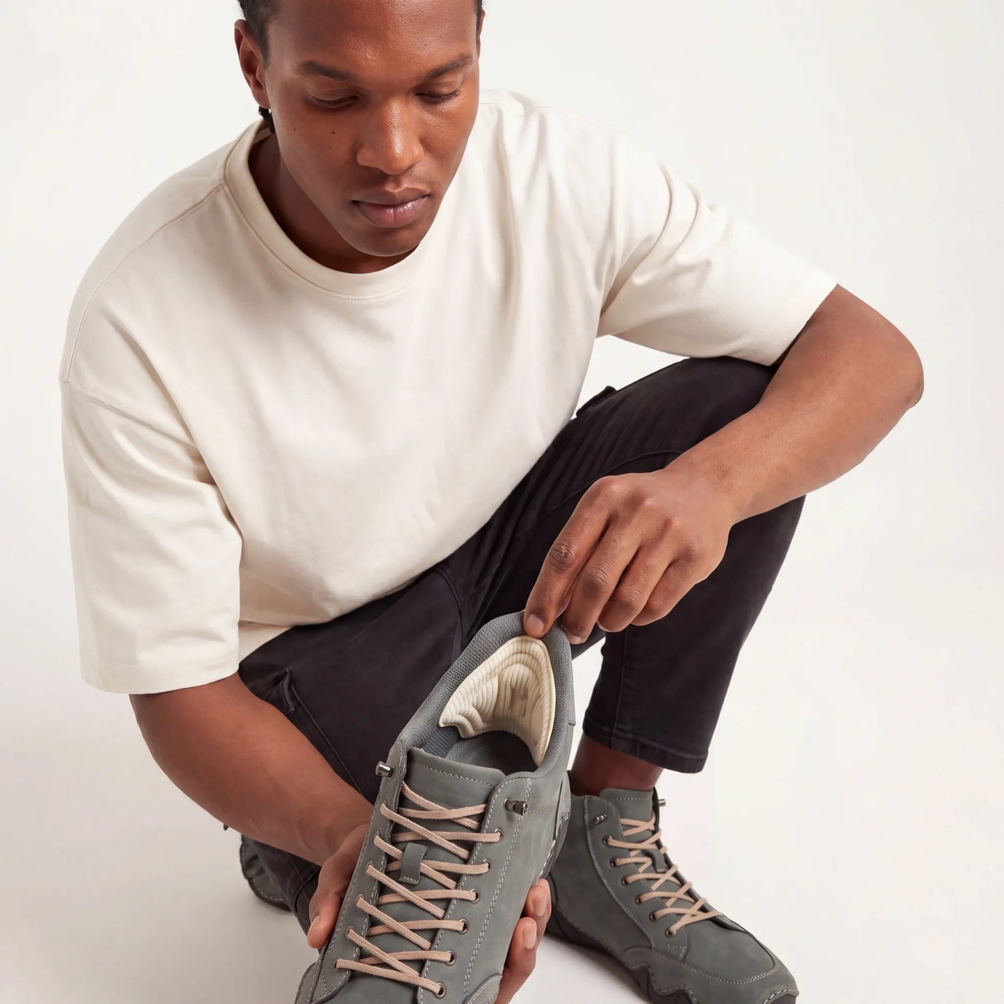 Poduszki amortyzujące na obcasy – natychmiastowy komfort 